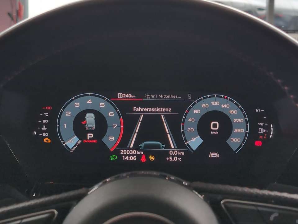 Car picture 9
