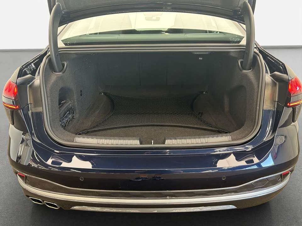 Car picture 11
