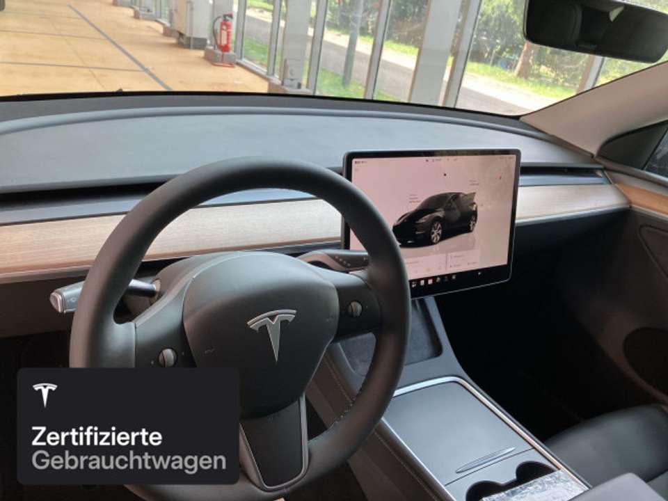 Car picture 11