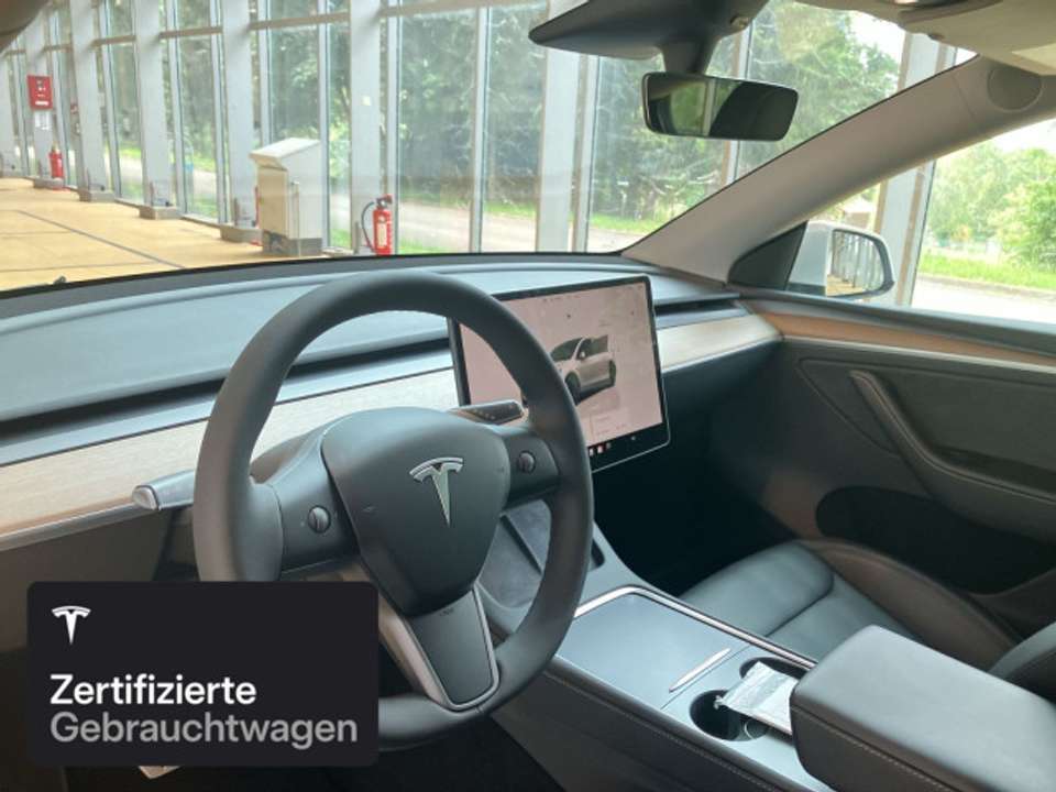 Car picture 11