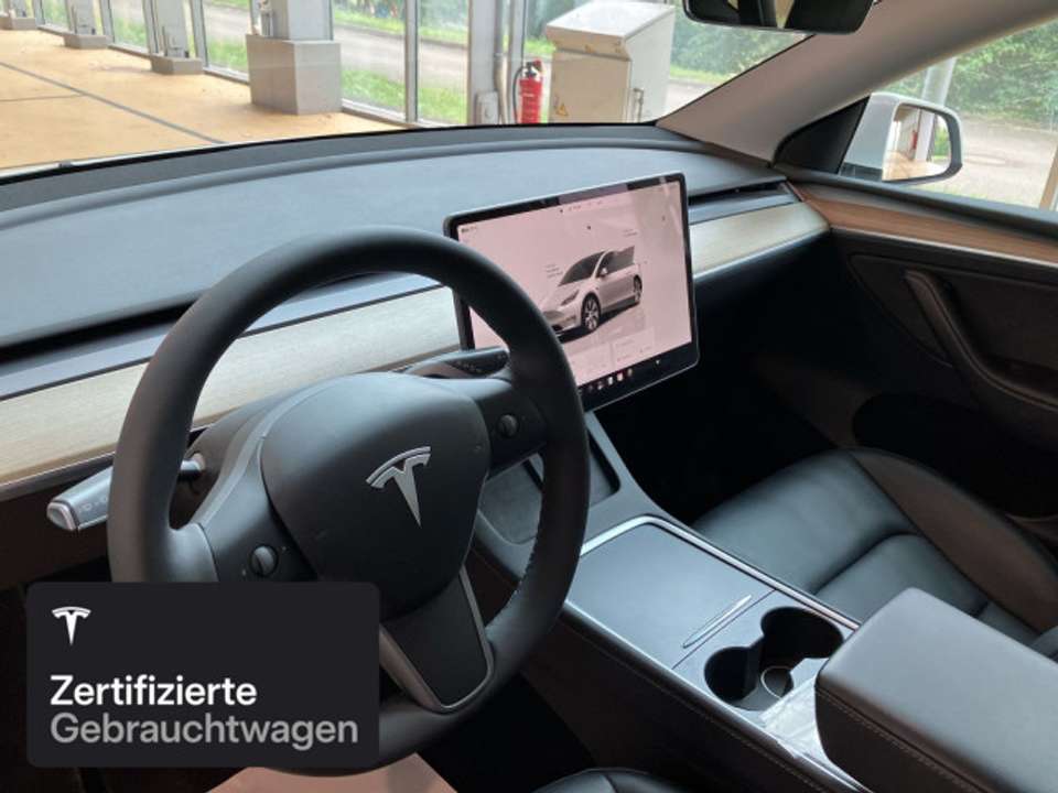 Car picture 11
