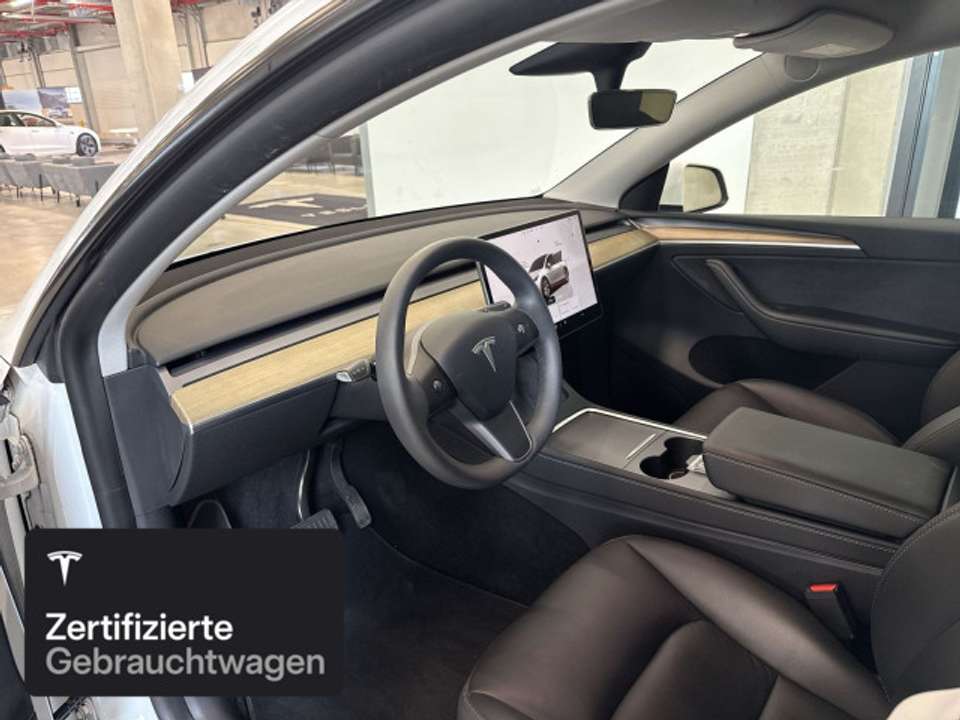 Car picture 11