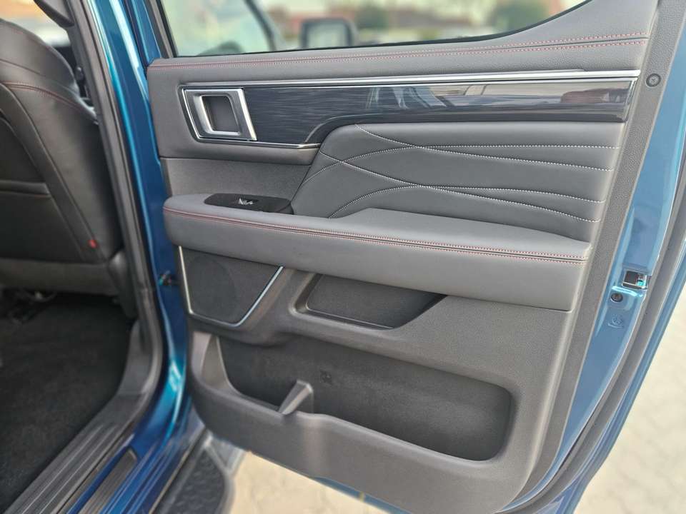 Car picture 18