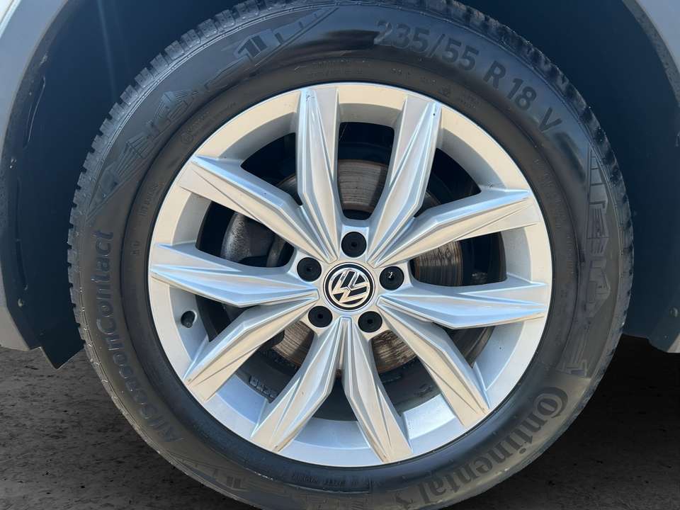 Volkswagen Tiguan Allspace - Imagem 9