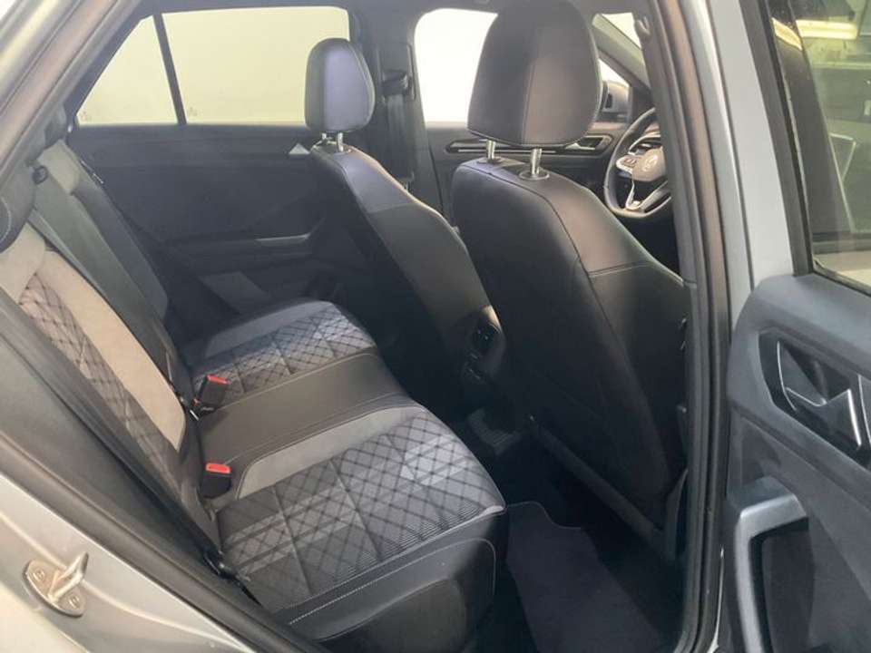 Volkswagen T-Roc - Imagem 8