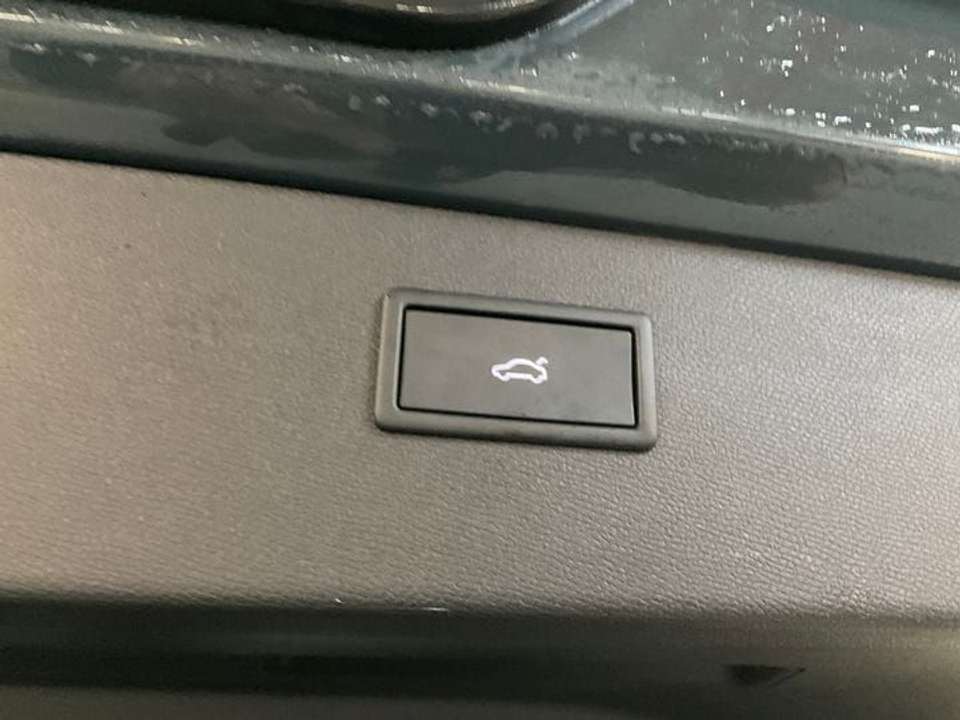 Car picture 9