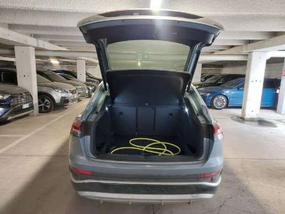 Car picture 11