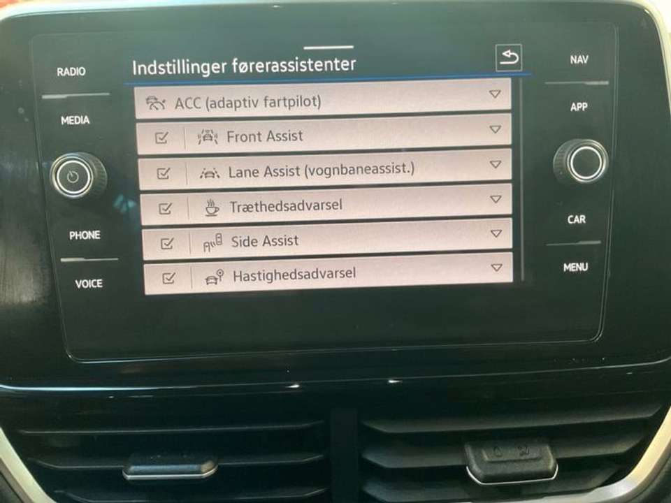 Volkswagen T-Roc - Imagem 15