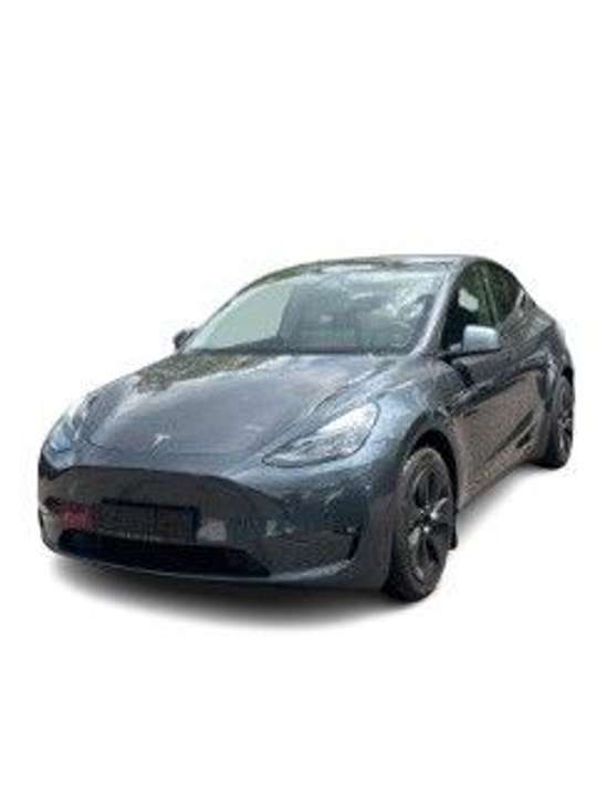 Tesla Model Y - Imagem 1
