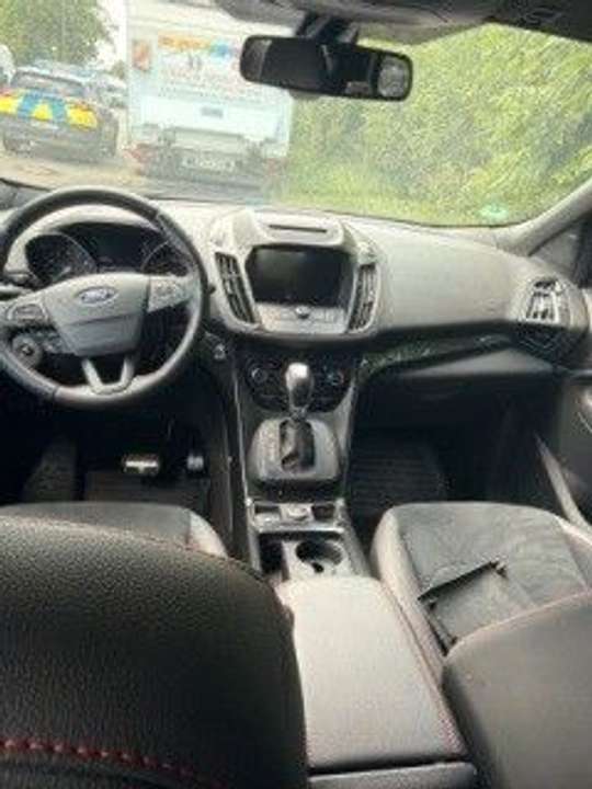 Ford Kuga - Imagem 6
