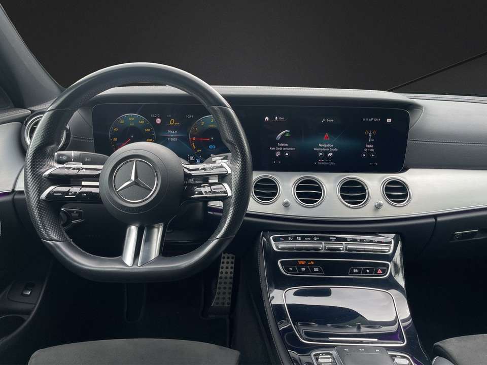 Mercedes-Benz E 300 - Imagem 10