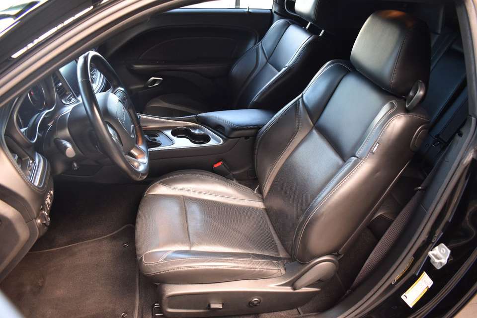 Dodge Challenger - Imagem 8