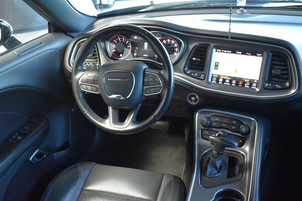 Dodge Challenger - Imagem 10