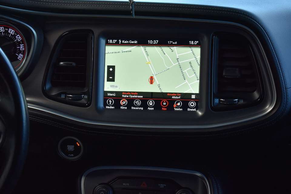 Dodge Challenger - Imagem 13