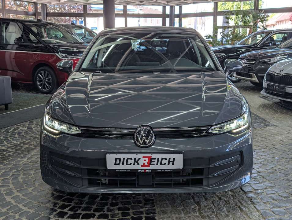Volkswagen Golf - Imagem 3