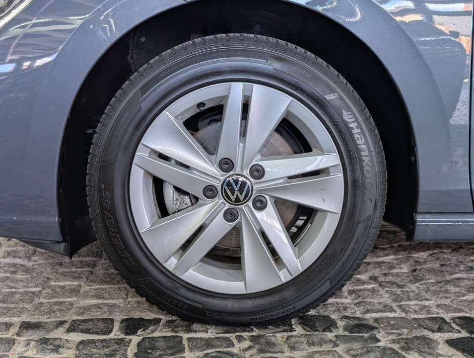 Volkswagen Golf - Imagem 10