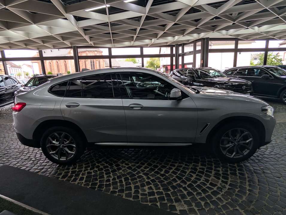 BMW X4 - Imagem 9