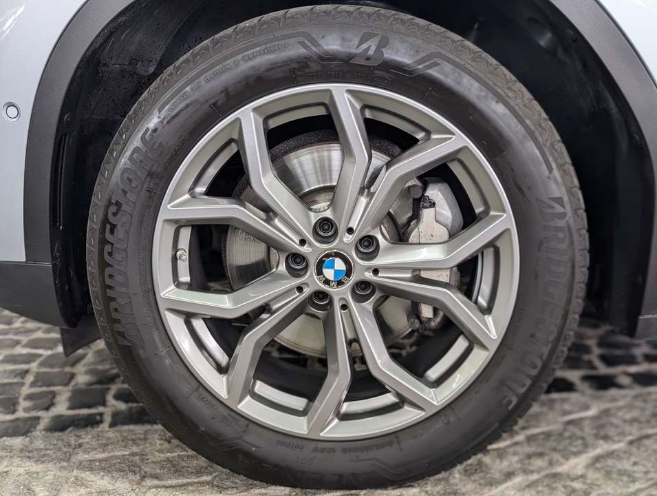 BMW X4 - Imagem 11