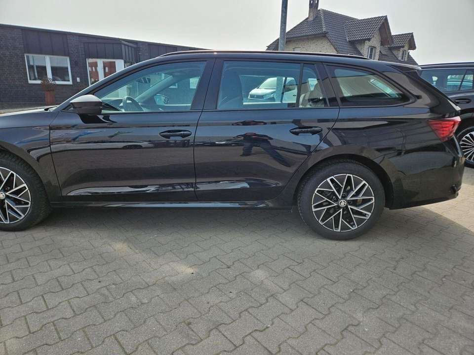 Skoda Octavia - Imagem 7