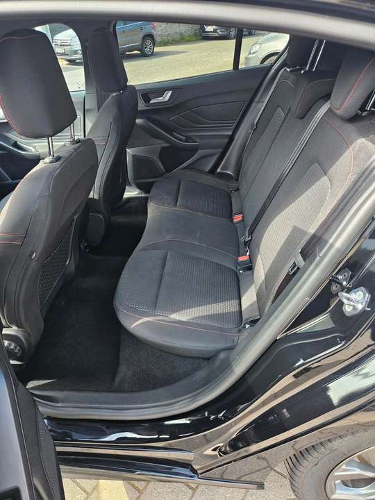 Ford Focus - Imagem 11