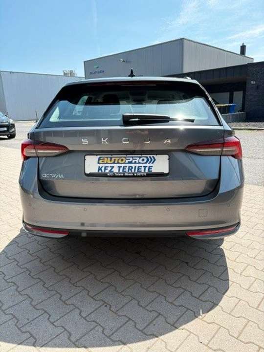 Skoda Octavia - Imagem 8