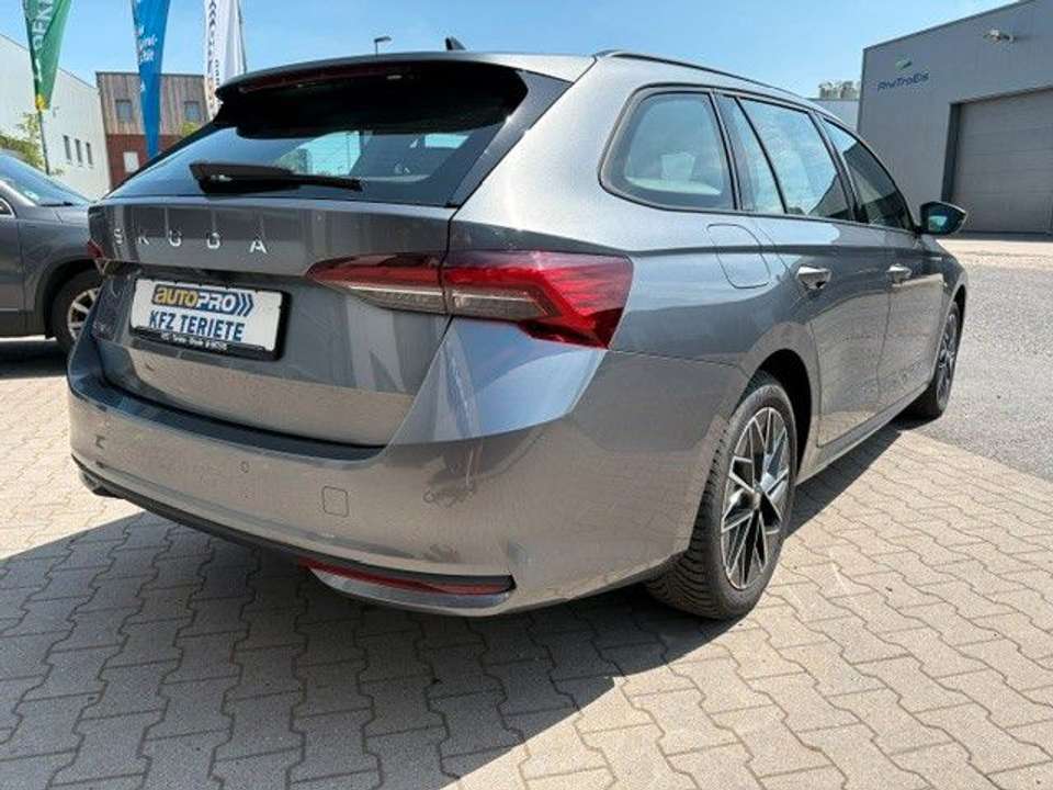 Skoda Octavia - Imagem 9