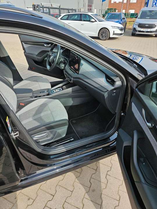 Skoda Octavia - Imagem 14