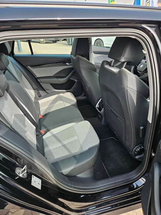 Skoda Octavia - Imagem 16