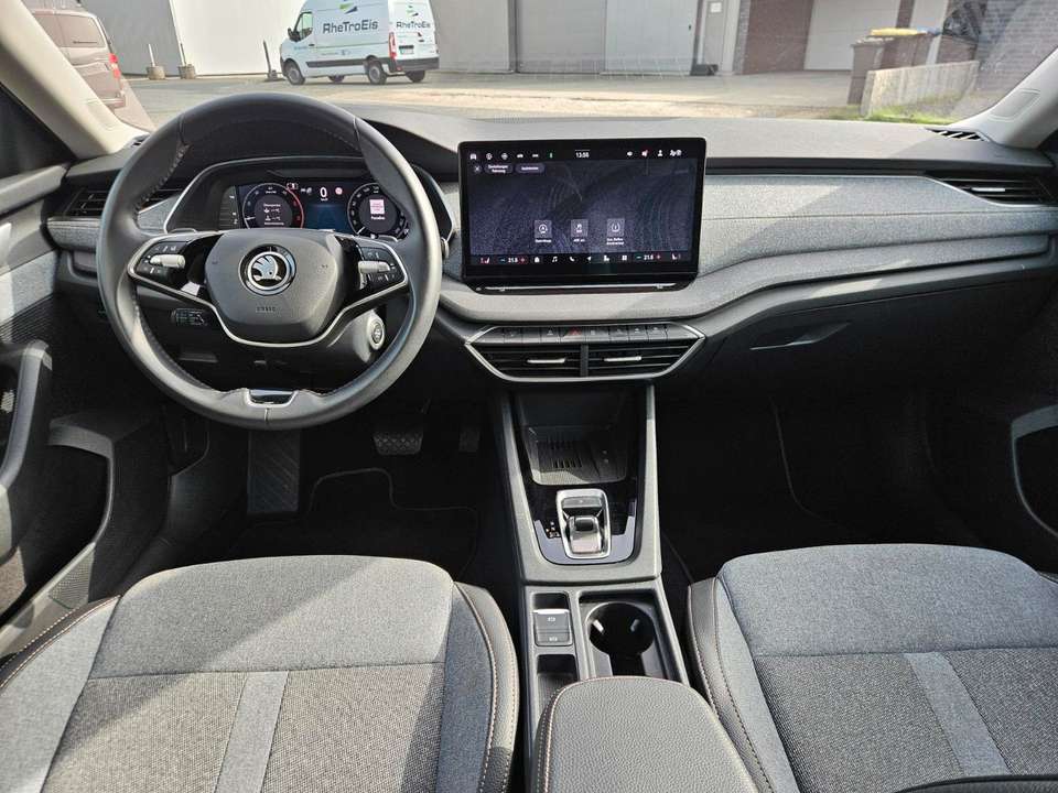 Skoda Octavia - Imagem 17