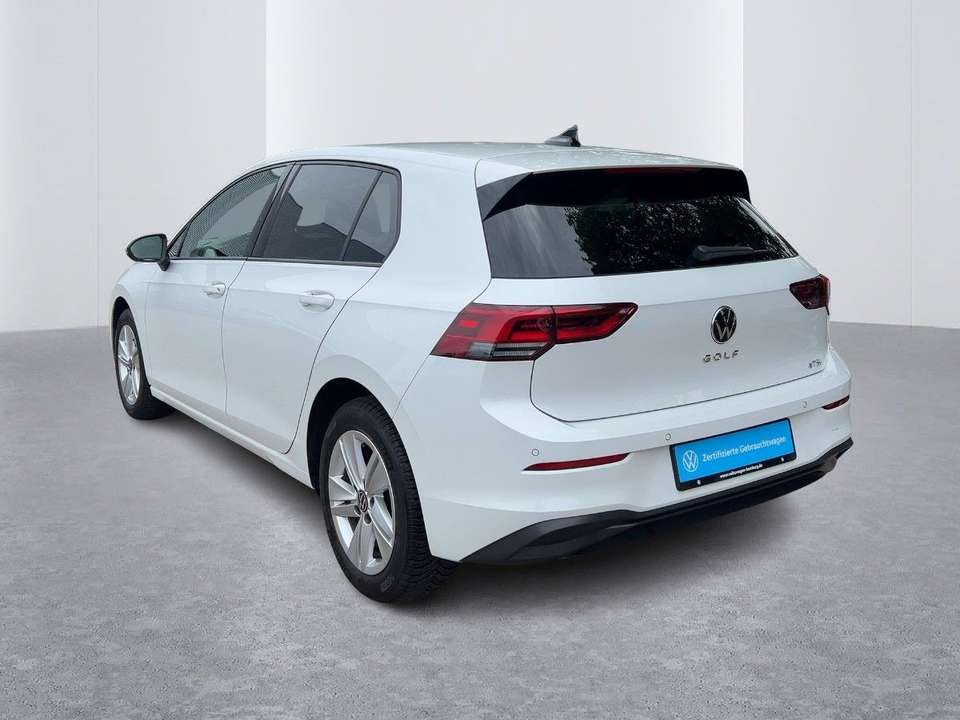 Volkswagen Golf - Imagem 3