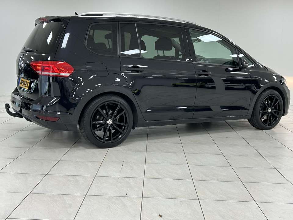 Volkswagen Touran - Imagem 2