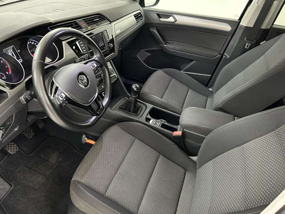 Volkswagen Touran - Imagem 7