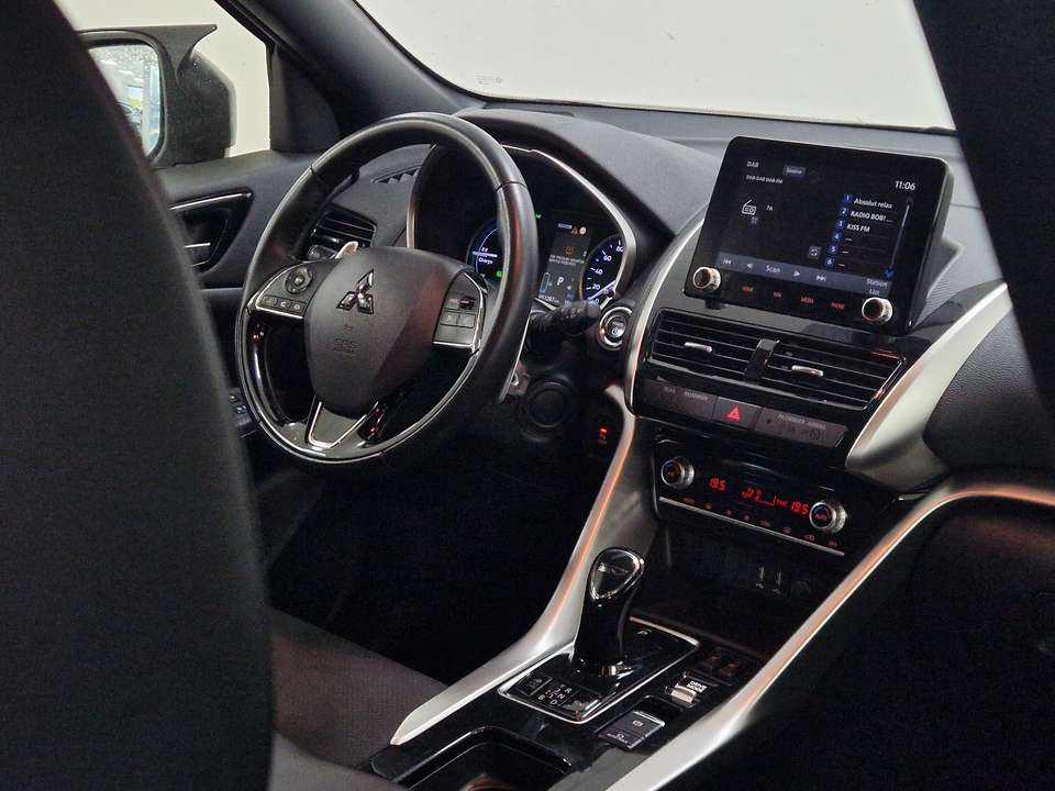 Mitsubishi Eclipse Cross - Imagem 1