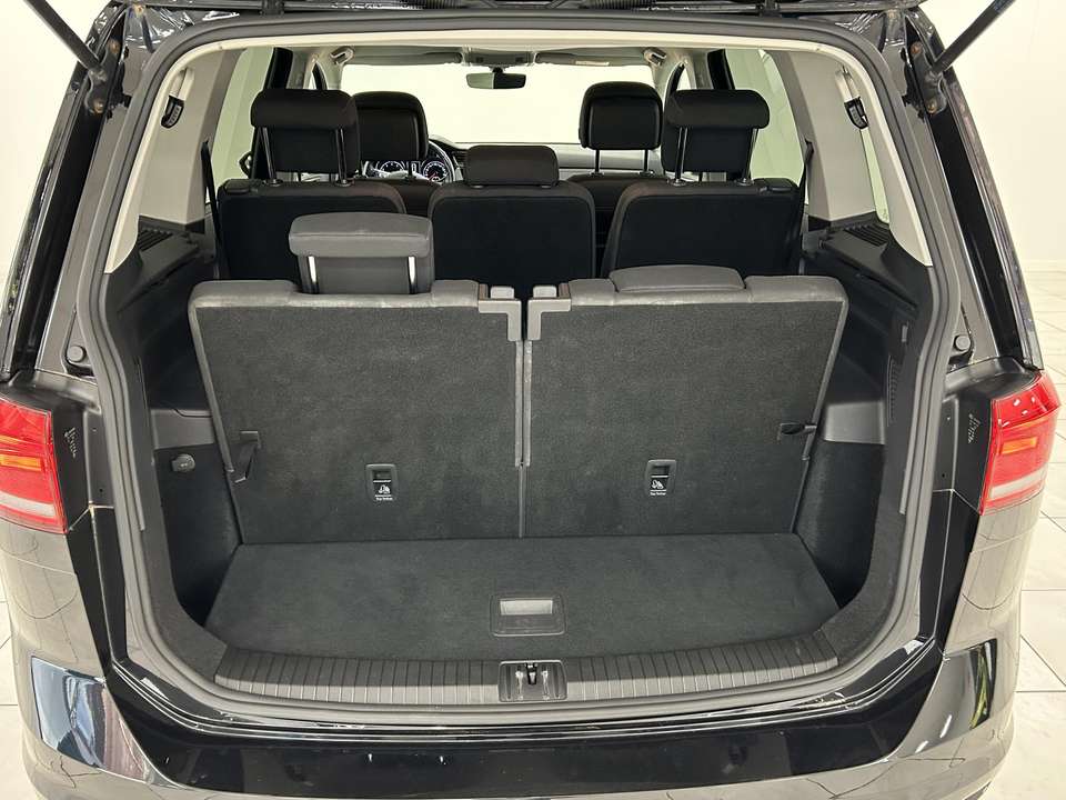 Volkswagen Touran - Imagem 9