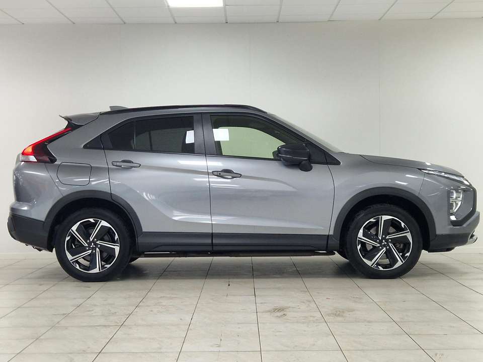 Mitsubishi Eclipse Cross - Imagem 9