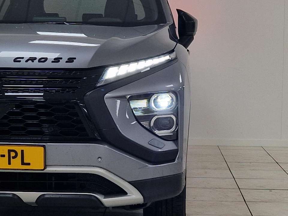 Mitsubishi Eclipse Cross - Imagem 12