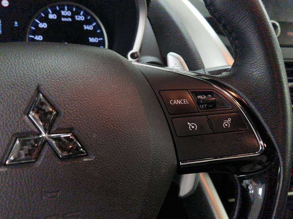 Mitsubishi Eclipse Cross - Imagem 13