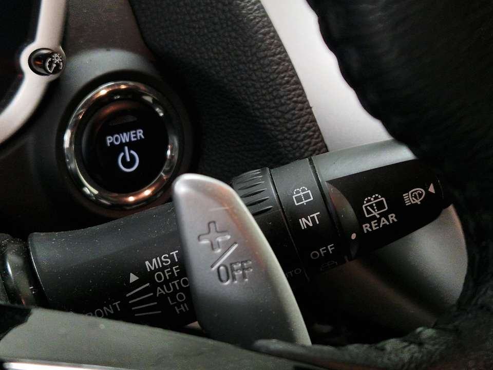 Mitsubishi Eclipse Cross - Imagem 18