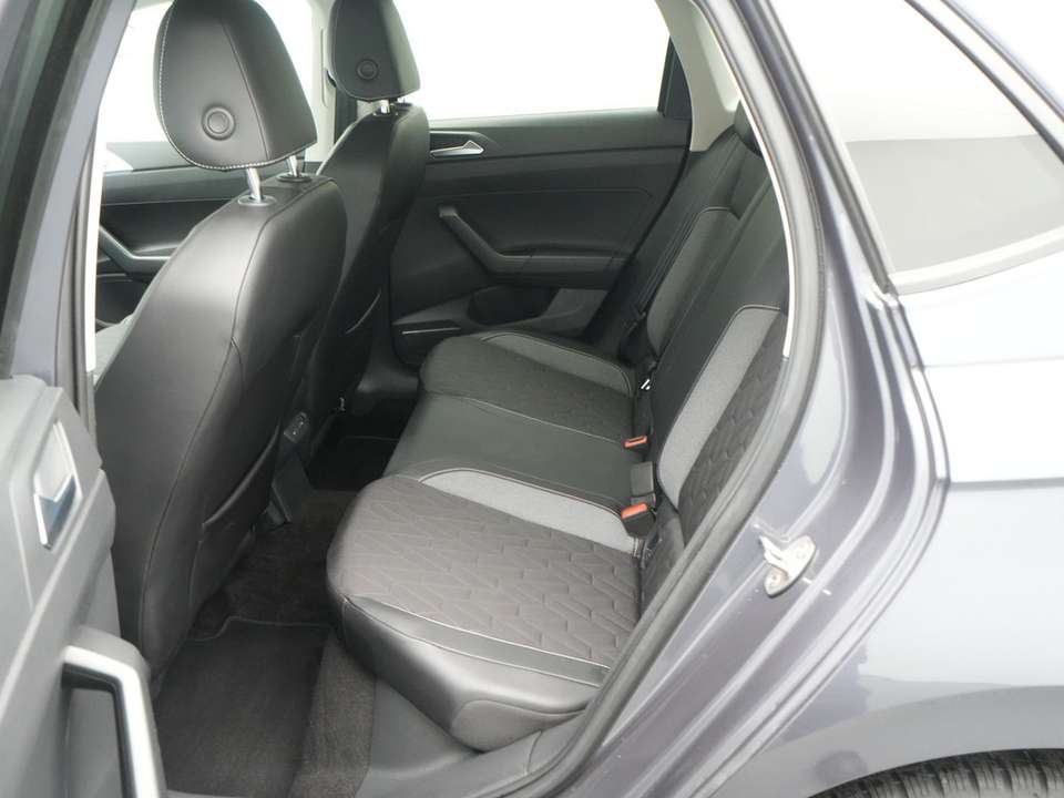 Volkswagen Polo - Imagem 13