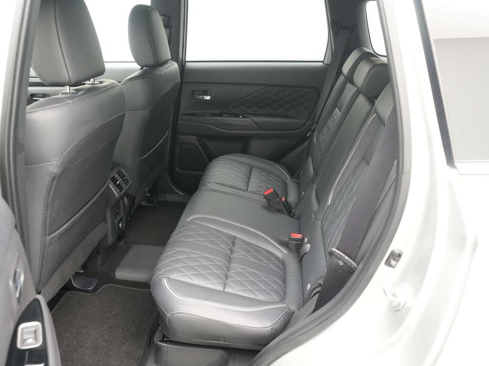 Mitsubishi Outlander - Imagem 7