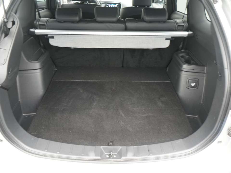 Mitsubishi Outlander - Imagem 8
