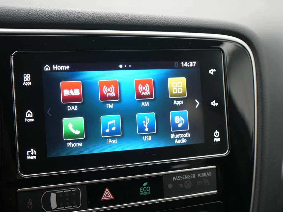 Mitsubishi Outlander - Imagem 12
