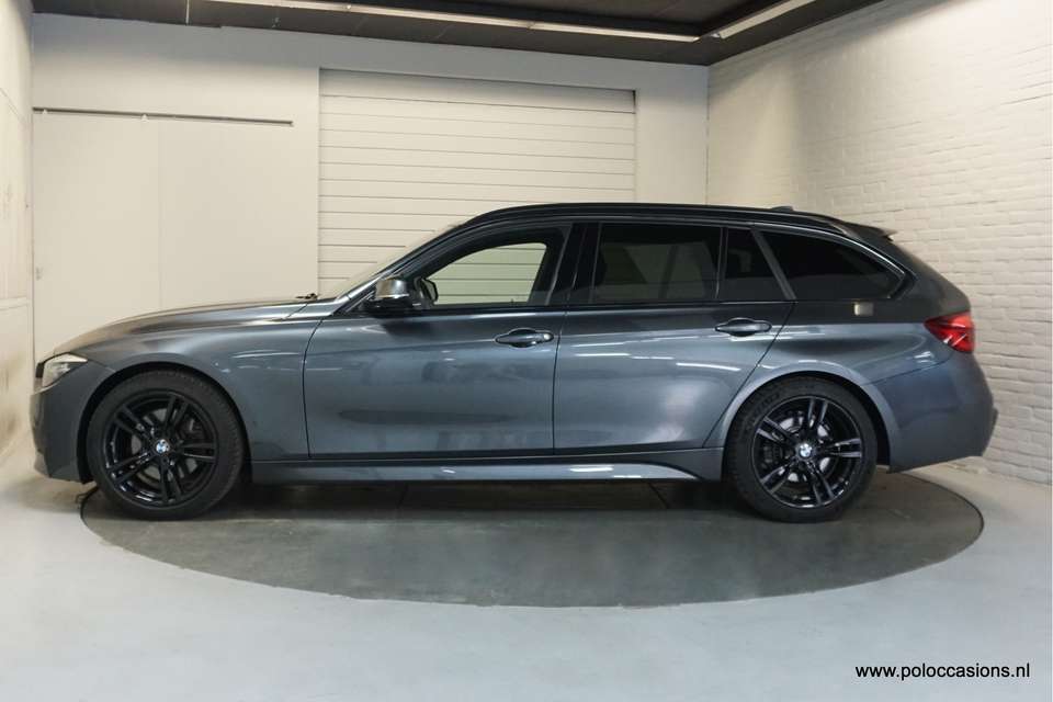 BMW 330 - Imagem 2