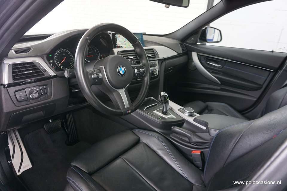 BMW 330 - Imagem 4