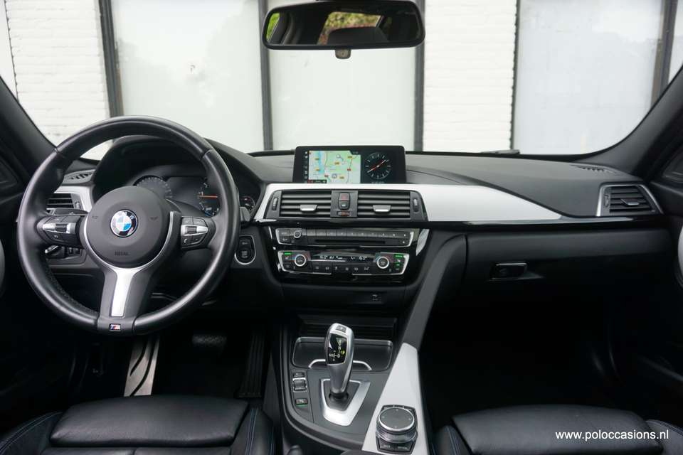 BMW 330 - Imagem 10