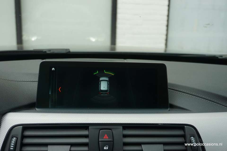 BMW 330 - Imagem 15