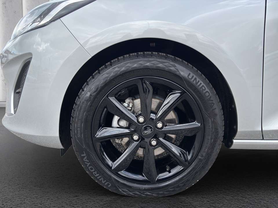 Ford Fiesta - Imagem 9