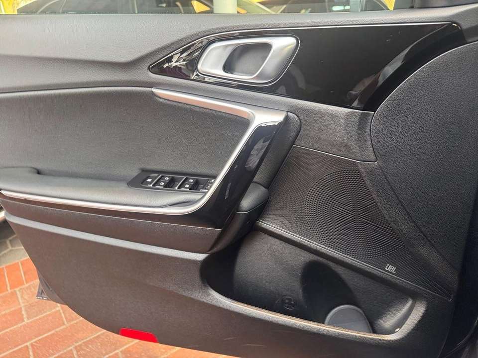 Kia Ceed / cee'd - Imagem 14