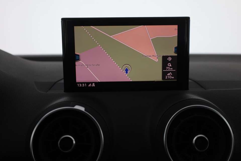Audi Q2 - Imagem 11