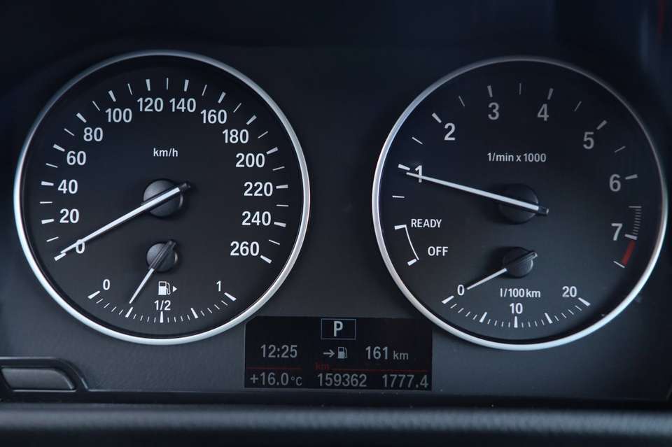 BMW 218 - Imagem 12